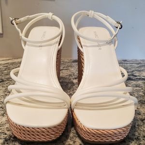 Marc Fisher wedges size 8